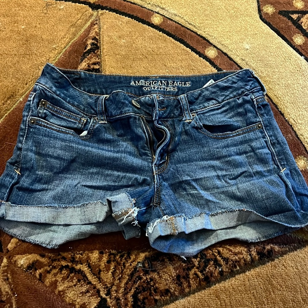 AE shorts